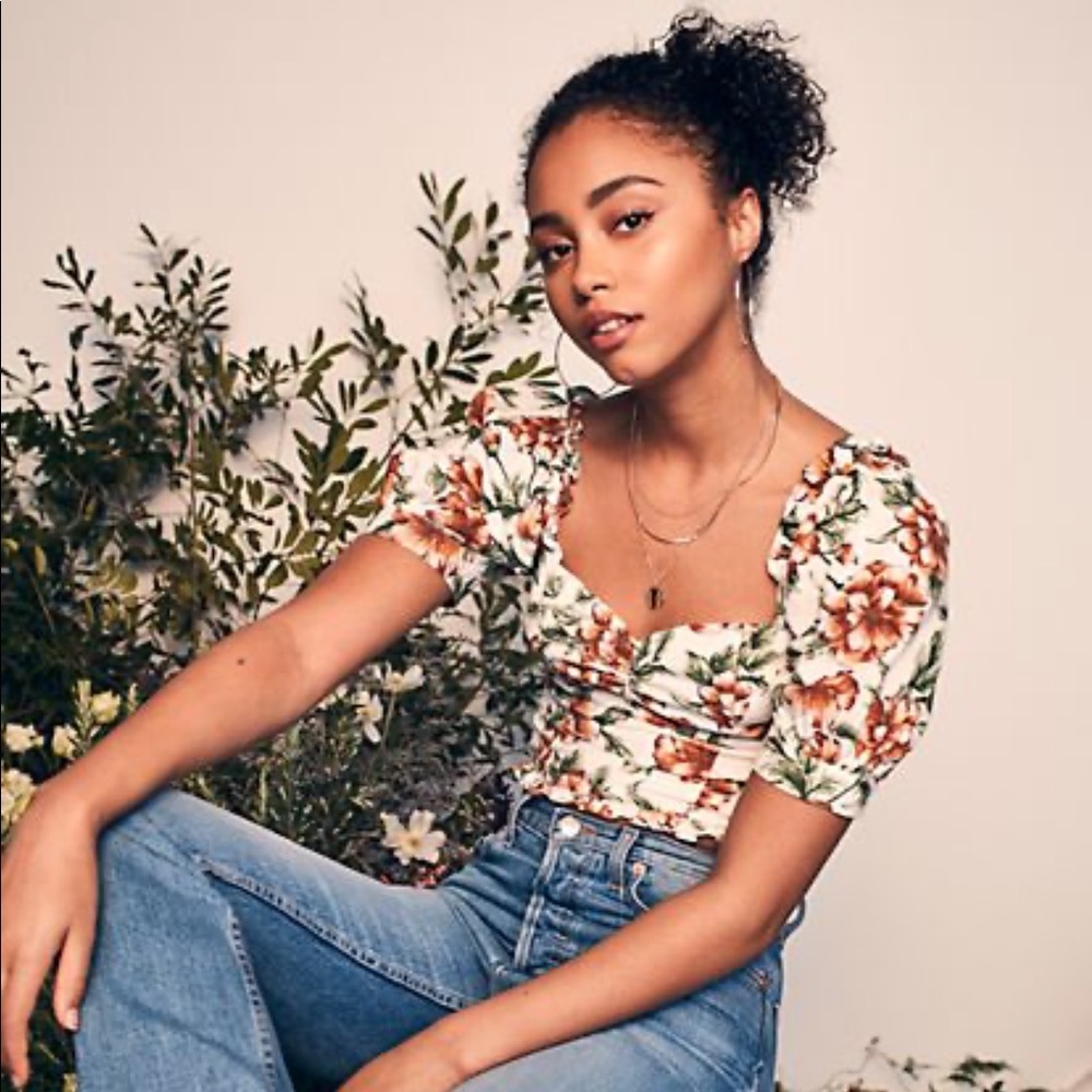 Happy Nature by Kate Hudson top